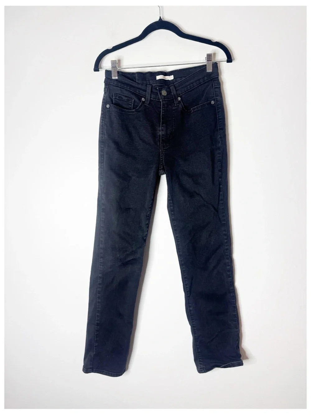 Levi’s classic straight soft black jeans denim women size 4